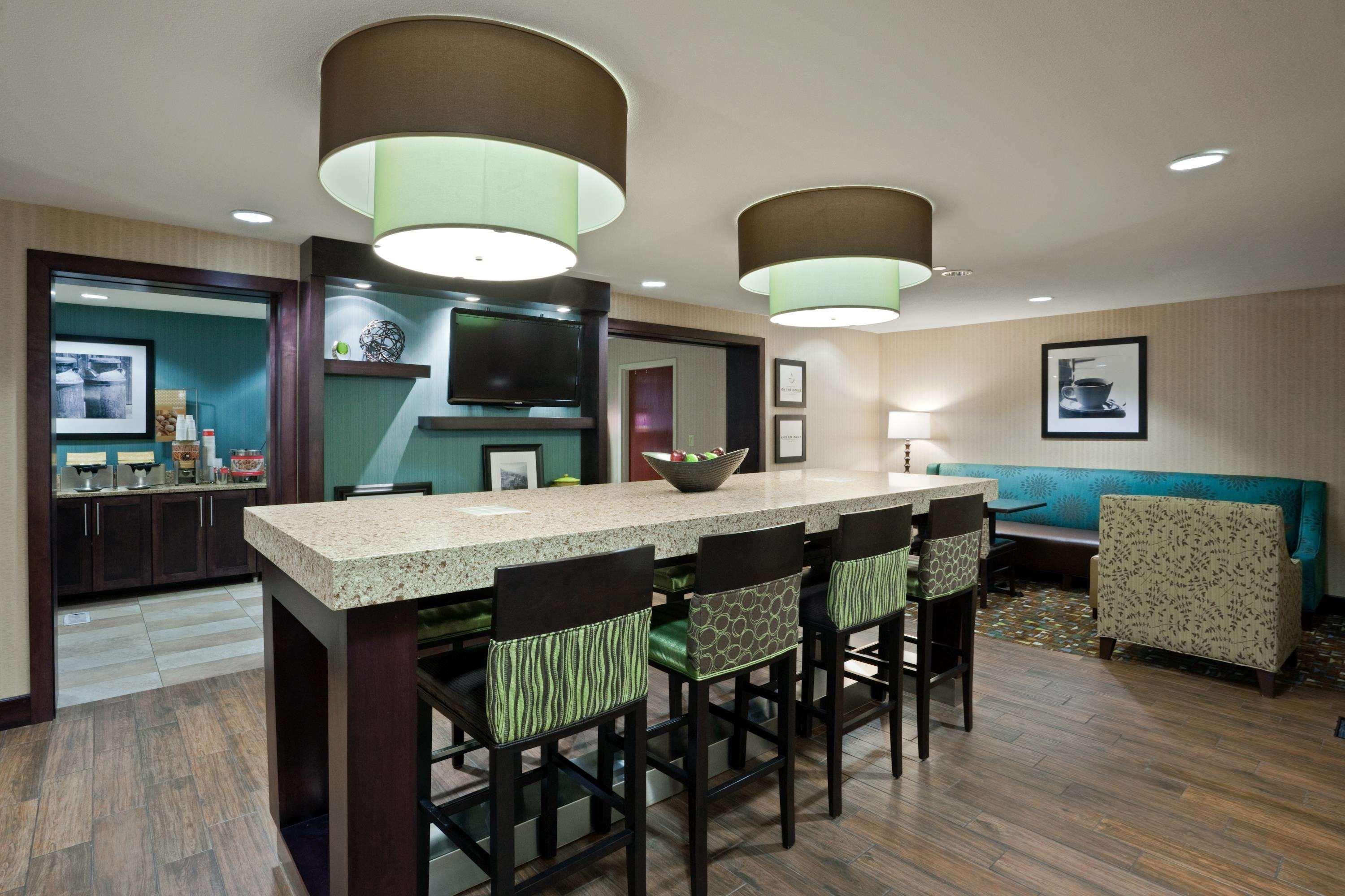 Hampton Inn North Sioux City Екстериор снимка